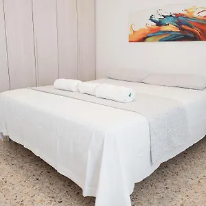 Апартаменты Enjoy, Милан